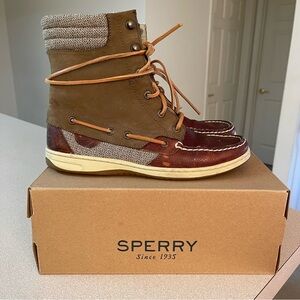 Sperry Two-Tone Leather Boots